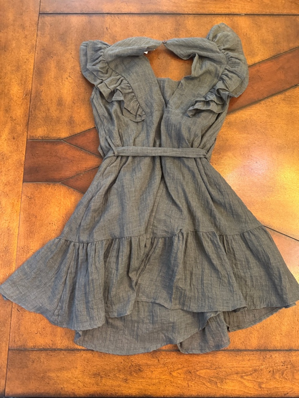 MACARON Charcoal Gray Ruffle-Sleeve Belted Casual Dress